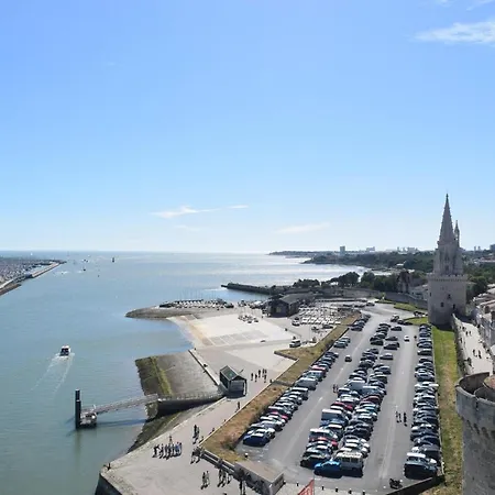 1 Bedroom Lovely In * Taillant